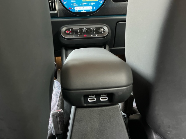 fotoG 23 del MINI MINI 5 Puertas Cooper C 115 kW (156 CV) 156cv Gasolina del 2025 en Pontevedra