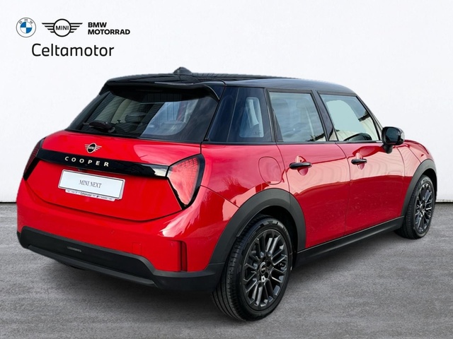 fotoG 3 del MINI MINI 5 Puertas Cooper C 115 kW (156 CV) 156cv Gasolina del 2025 en Pontevedra