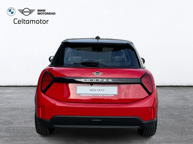 fotoG 4 del MINI MINI 5 Puertas Cooper C 115 kW (156 CV) 156cv Gasolina del 2025 en Pontevedra