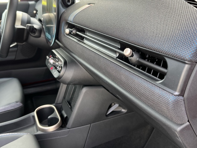 fotoG 22 del MINI MINI 5 Puertas Cooper C 115 kW (156 CV) 156cv Gasolina del 2025 en Pontevedra