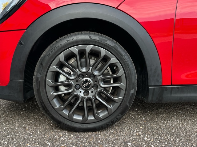 fotoG 28 del MINI MINI 5 Puertas Cooper C 115 kW (156 CV) 156cv Gasolina del 2025 en Pontevedra