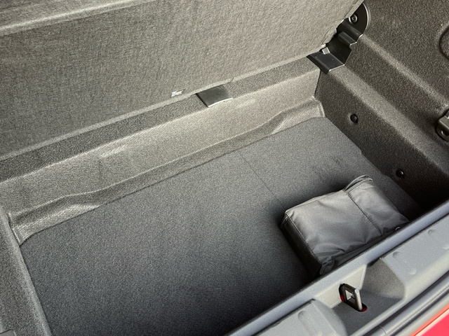 fotoG 32 del MINI MINI 5 Puertas Cooper C 115 kW (156 CV) 156cv Gasolina del 2025 en Pontevedra