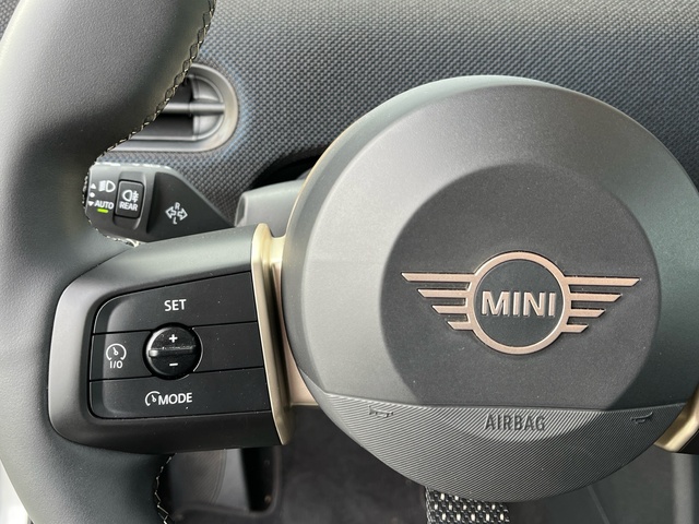 fotoG 12 del MINI MINI 5 Puertas Cooper C 115 kW (156 CV) 156cv Gasolina del 2025 en Pontevedra