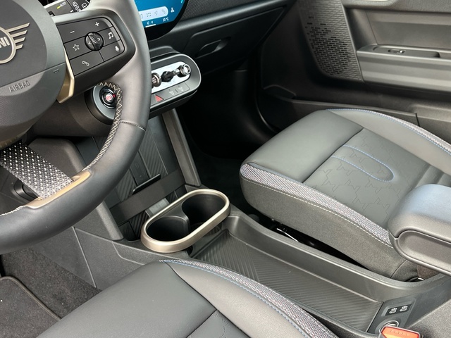 fotoG 18 del MINI MINI 5 Puertas Cooper C 115 kW (156 CV) 156cv Gasolina del 2025 en Pontevedra