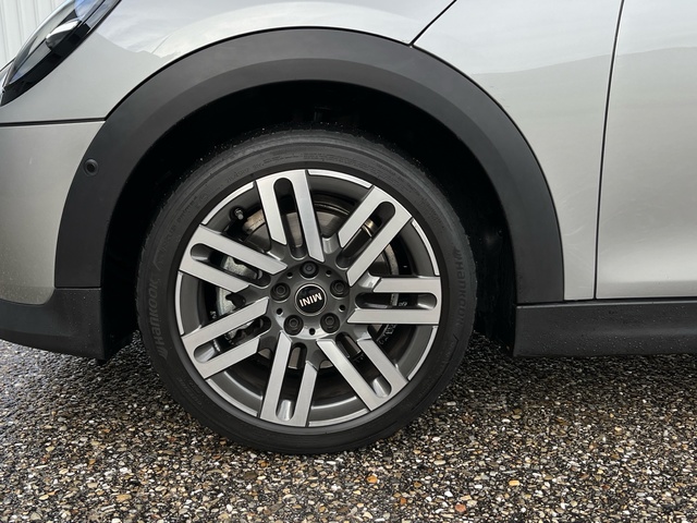 fotoG 27 del MINI MINI 5 Puertas Cooper C 115 kW (156 CV) 156cv Gasolina del 2025 en Pontevedra