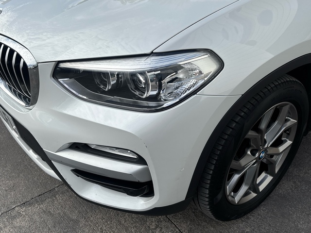 BMW X3 xDrive20d color Blanco. Año 2020. 140KW(190CV). Diésel. En concesionario Pruna Motor, S.L de Barcelona