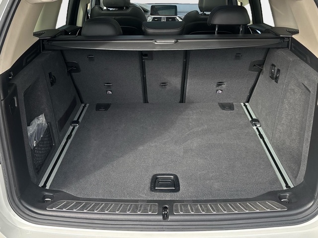 BMW X3 xDrive20d color Blanco. Año 2020. 140KW(190CV). Diésel. En concesionario Pruna Motor, S.L de Barcelona