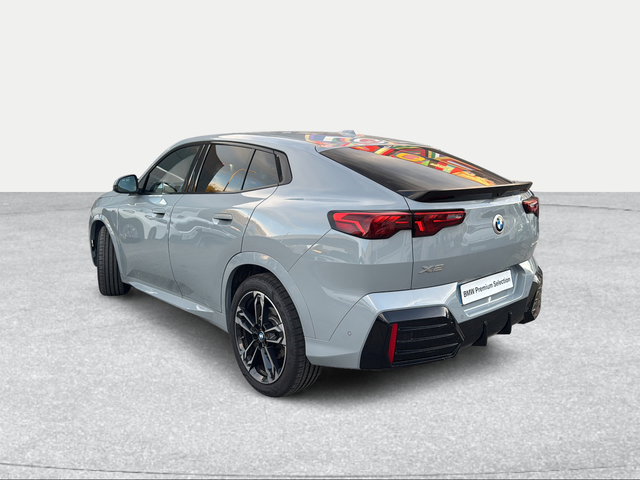 BMW X2 sDrive18d color Gris. Año 2025. 110KW(150CV). Diésel. En concesionario Ilbira Motor | Granada de Granada