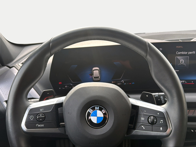 BMW Serie 1 120i color Blanco. Año 2025. 125KW(170CV). Gasolina. En concesionario Ilbira Motor | Granada de Granada