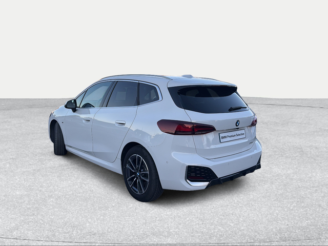 BMW Serie 2 218i Active Tourer color Blanco. Año 2024. 100KW(136CV). Gasolina. En concesionario Ilbira Motor | Granada de Granada