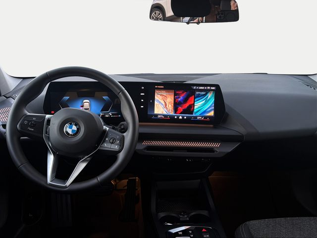 BMW Serie 1 120d color Gris. Año 2025. 120KW(163CV). Diésel. En concesionario Ilbira Motor | Granada de Granada