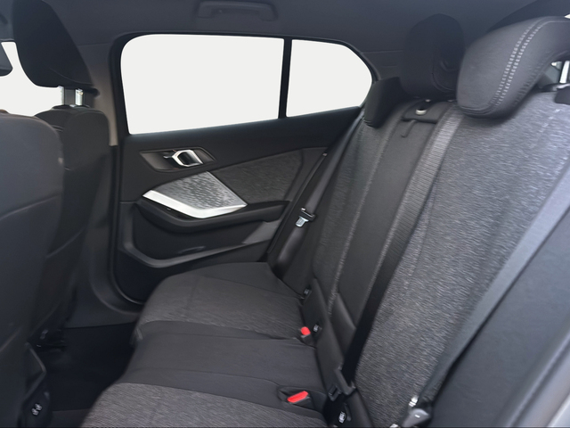 BMW Serie 1 120d color Gris. Año 2025. 120KW(163CV). Diésel. En concesionario Ilbira Motor | Granada de Granada