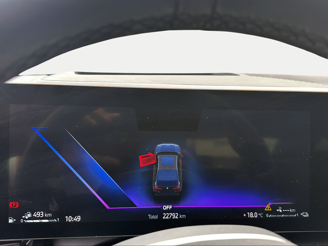 BMW Serie 5 530e color Negro. Año 2025. 220KW(299CV). Híbrido Electro/Gasolina. En concesionario Ilbira Motor | Granada de Granada