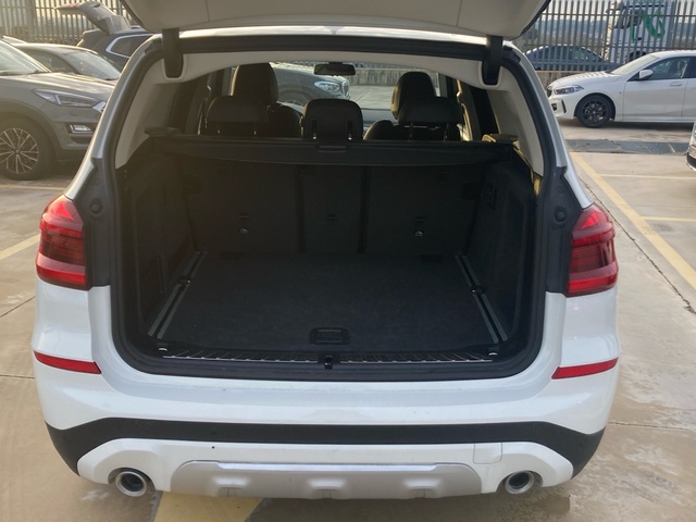 BMW X3 xDrive20d color Blanco. Año 2019. 140KW(190CV). Diésel. En concesionario BYmyCAR Madrid - Algete de Madrid