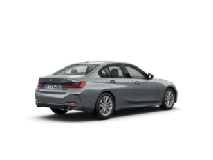 Fotos de BMW Serie 3 320e color Gris. Año 2024. 150KW(204CV). Híbrido Electro/Gasolina. En concesionario Quadis Munich de Barcelona