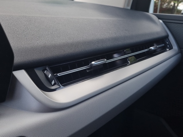 BMW Serie 2 218d Active Tourer color Blanco. Año 2023. 110KW(150CV). Diésel. En concesionario GANDIA Automoviles Fersan, S.A. de Valencia