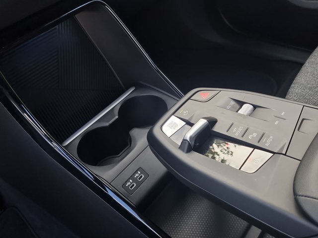 BMW Serie 2 218d Active Tourer color Blanco. Año 2023. 110KW(150CV). Diésel. En concesionario GANDIA Automoviles Fersan, S.A. de Valencia