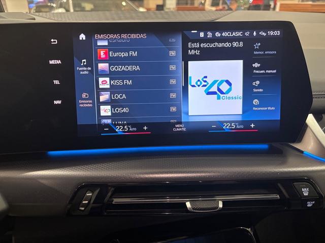 BMW Serie 2 218d Active Tourer color Gris. Año 2022. 110KW(150CV). Diésel. En concesionario Automotor Costa, S.L.U. de Almería