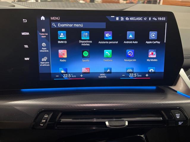 BMW Serie 2 218d Active Tourer color Gris. Año 2022. 110KW(150CV). Diésel. En concesionario Automotor Costa, S.L.U. de Almería