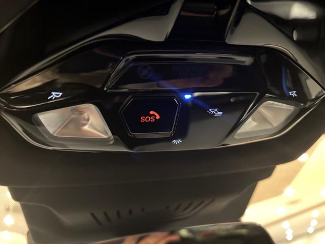 BMW Serie 2 218d Active Tourer color Gris. Año 2022. 110KW(150CV). Diésel. En concesionario Automotor Costa, S.L.U. de Almería