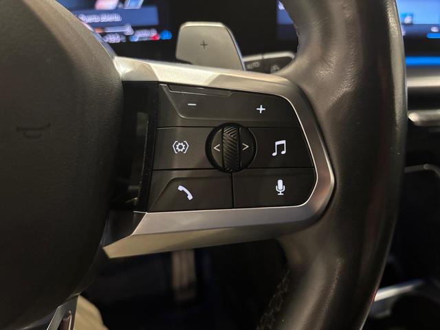 BMW Serie 2 218d Active Tourer color Gris. Año 2022. 110KW(150CV). Diésel. En concesionario Automotor Costa, S.L.U. de Almería