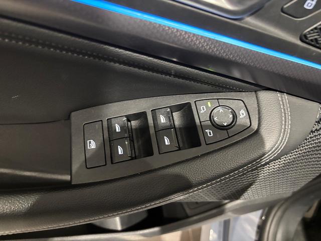 BMW Serie 2 218d Active Tourer color Gris. Año 2022. 110KW(150CV). Diésel. En concesionario Automotor Costa, S.L.U. de Almería