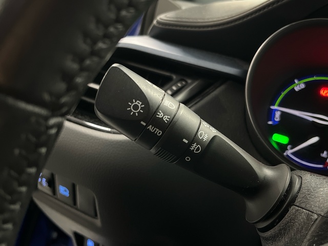 Toyota C-HR 1.8 125H Advance 90 kW (122 CV)