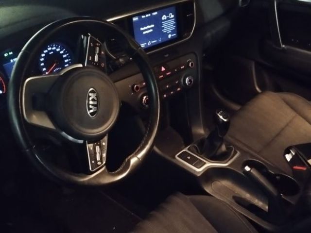 Kia Sportage 1.6 MHEV Concept 4x2 100 kW (136 CV)