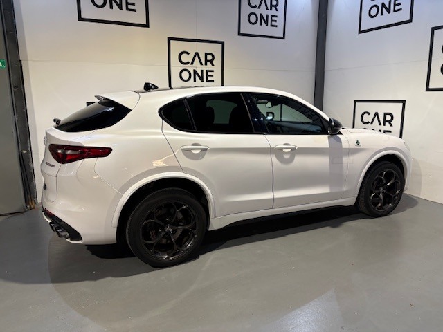 Alfa Romeo Stelvio 2.9 Gasolina Quadrifoglio Q4 375 kW (510 CV)