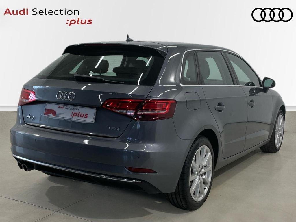 Audi A3 Sportback 1.5 TFSI en Barcelona