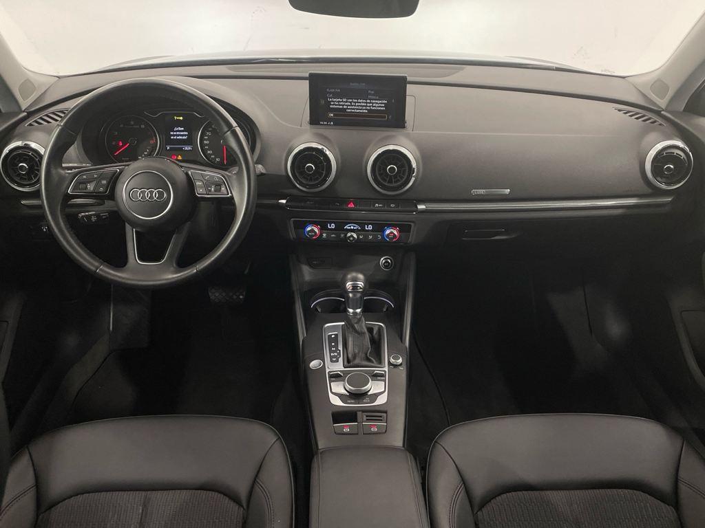 Audi A3 Sportback 1.5 TFSI en Barcelona