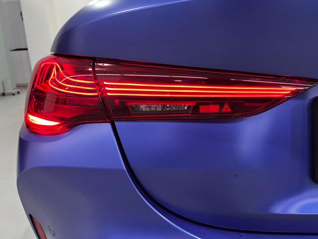 BMW M M4 Cabrio color Azul. Año 2025. 390KW(530CV). Gasolina. En concesionario Unicars Ponent de Lleida