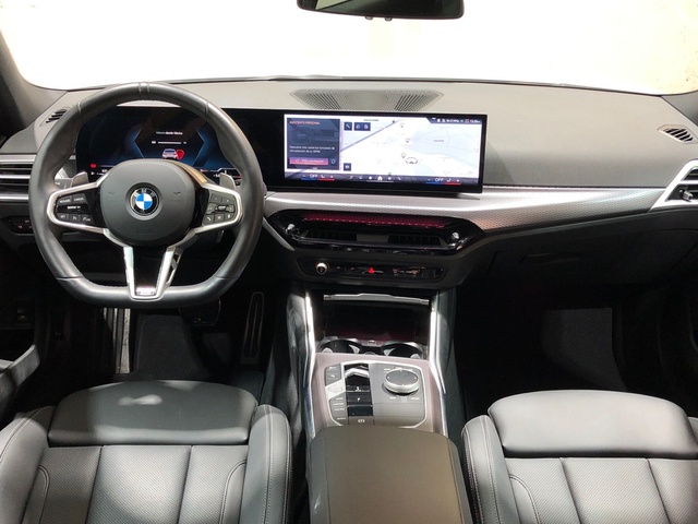 BMW Serie 3 320d Touring color Blanco. Año 2025. 140KW(190CV). Diésel. En concesionario Movilnorte El Plantio de Madrid