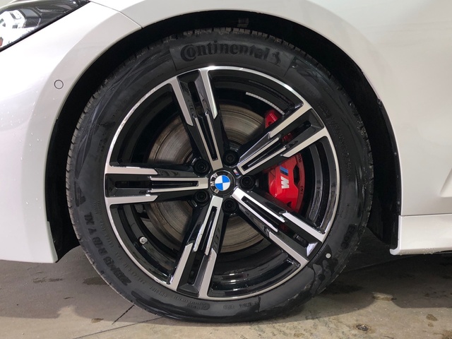 BMW Serie 3 320d Touring color Blanco. Año 2025. 140KW(190CV). Diésel. En concesionario Movilnorte El Plantio de Madrid