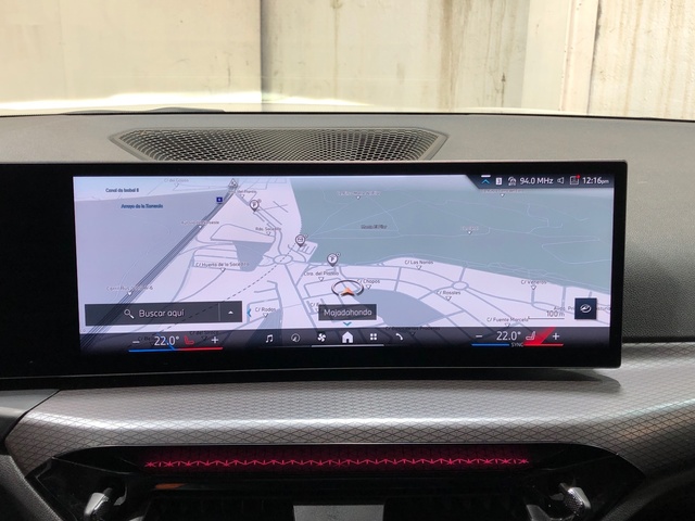 BMW Serie 3 320d Touring color Blanco. Año 2025. 140KW(190CV). Diésel. En concesionario Movilnorte El Plantio de Madrid