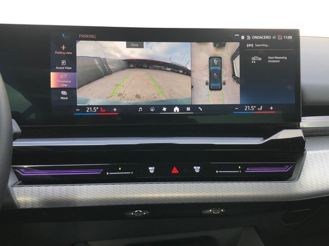 BMW Serie 5 520d color Verde. Año 2025. 145KW(197CV). Diésel. En concesionario Vehinter Getafe de Madrid