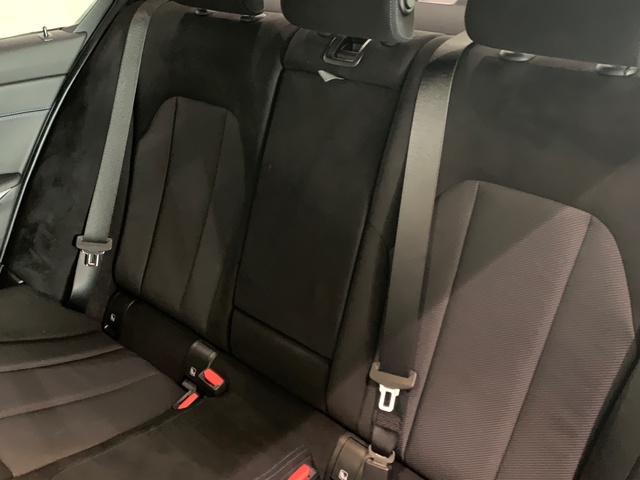 BMW Serie 3 320d color Gris. Año 2025. 140KW(190CV). Diésel. En concesionario Celtamotor Lalín de Pontevedra