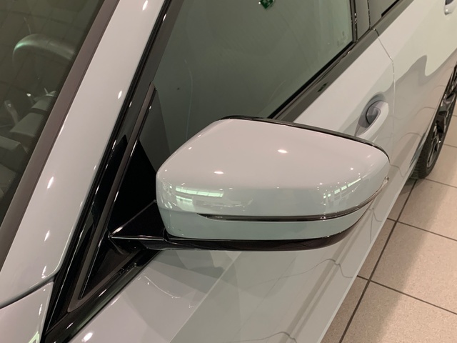 BMW Serie 3 320d color Gris. Año 2025. 140KW(190CV). Diésel. En concesionario Celtamotor Lalín de Pontevedra