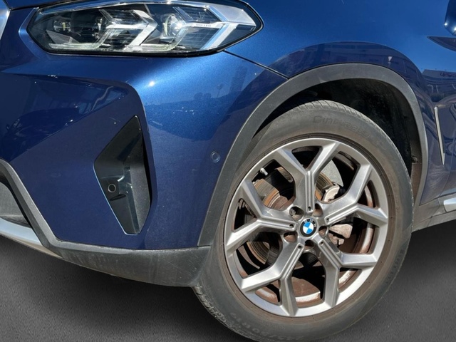 BMW X3 xDrive20d color Azul. Año 2022. 140KW(190CV). Diésel. En concesionario CARTAGENA PREMIUM S.L. de Murcia