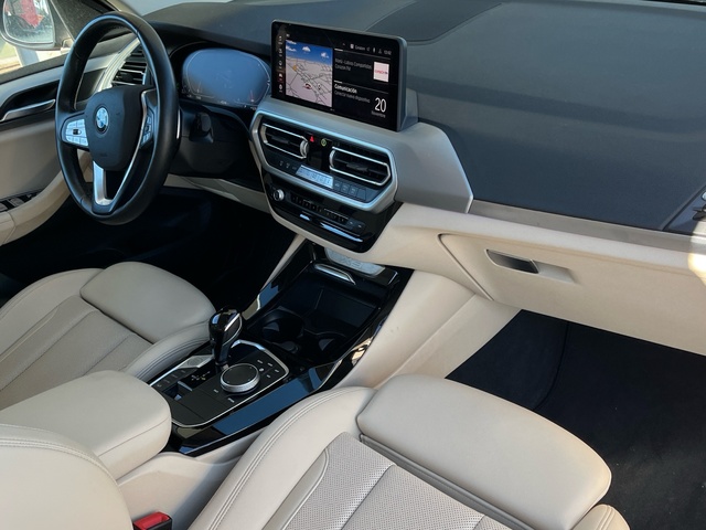 BMW X3 xDrive20d color Azul. Año 2022. 140KW(190CV). Diésel. En concesionario CARTAGENA PREMIUM S.L. de Murcia