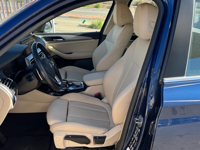 BMW X3 xDrive20d color Azul. Año 2022. 140KW(190CV). Diésel. En concesionario CARTAGENA PREMIUM S.L. de Murcia