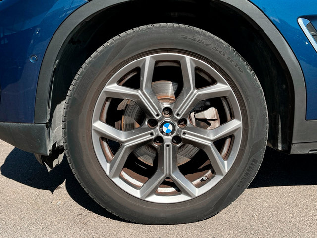 BMW X3 xDrive20d color Azul. Año 2022. 140KW(190CV). Diésel. En concesionario CARTAGENA PREMIUM S.L. de Murcia