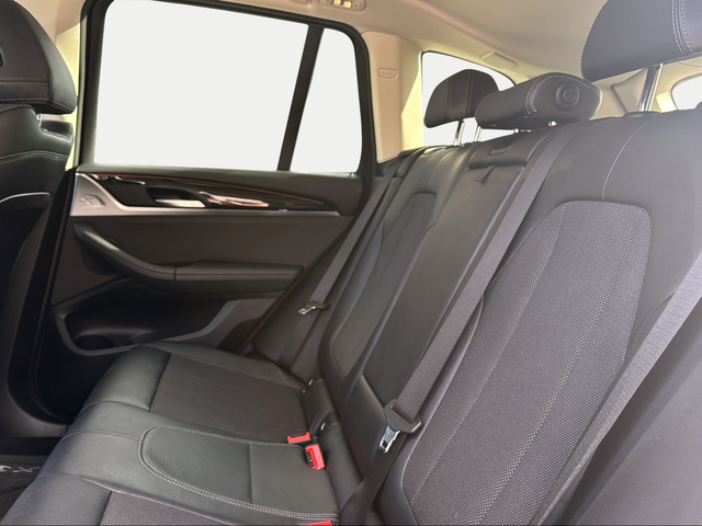 BMW X3 xDrive20i color Gris. Año 2021. 135KW(184CV). Gasolina. En concesionario Ilbira Motor | Granada de Granada