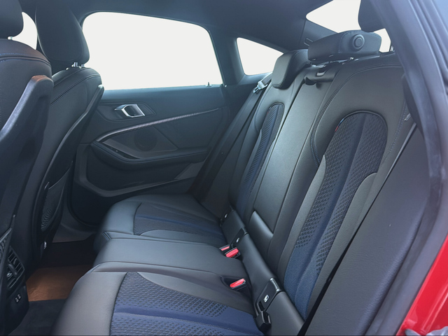 BMW Serie 2 218d Gran Coupe color Rojo. Año 2021. 110KW(150CV). Diésel. En concesionario Ilbira Motor | Granada de Granada