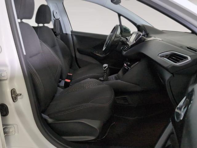 Peugeot 208 1.5 BlueHDi S&S Signature 73 KW (100 CV)