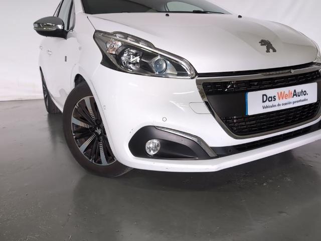 Peugeot 208 1.5 BlueHDi S&S Signature 73 KW (100 CV)