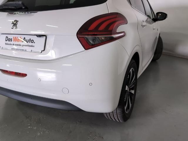 Peugeot 208 1.5 BlueHDi S&S Signature 73 KW (100 CV)