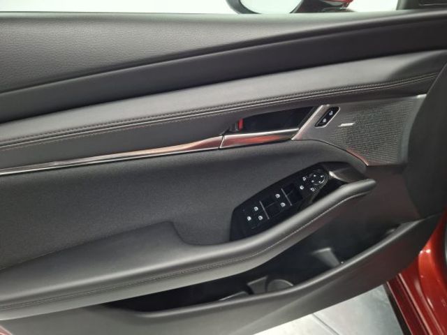 Mazda Mazda 3 2.0 e-SKYACTIV-X Zenith 137 kW (186 CV)