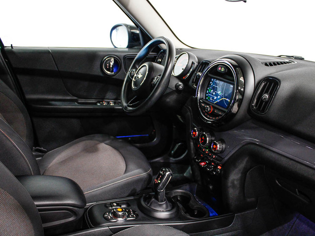 fotoG 7 del MINI MINI Countryman Cooper D 110 kW (150 CV) 150cv Diésel del 2020 en Barcelona