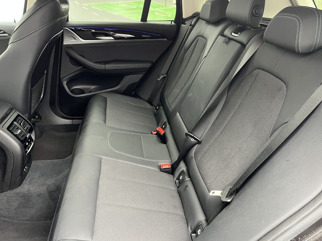 BMW X3 xDrive20d color Gris. Año 2020. 140KW(190CV). Diésel. En concesionario Novomóvil Oleiros de Coruña